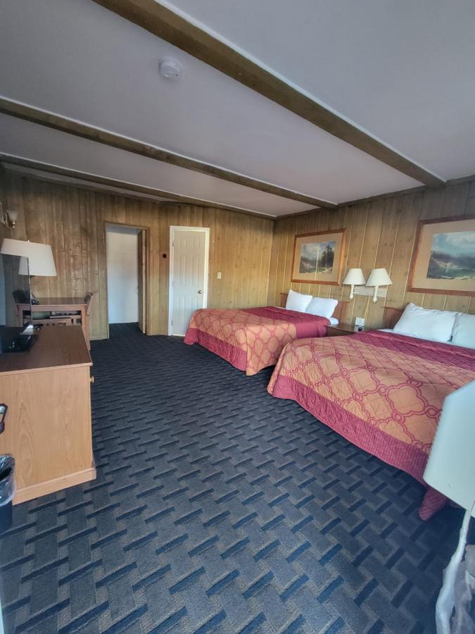 בישופ Townhouse Motel מראה חיצוני תמונה