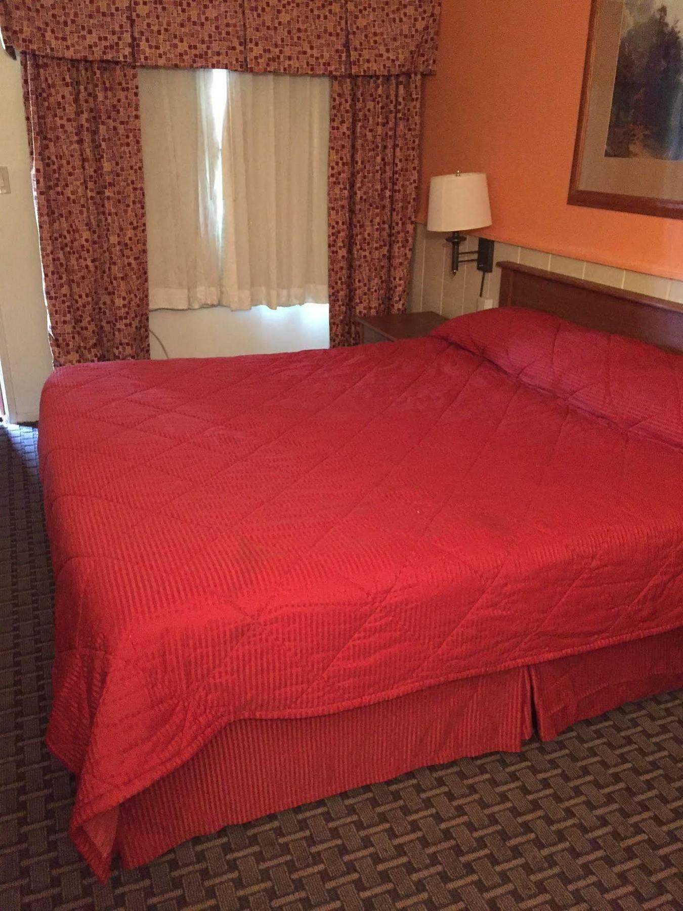 בישופ Townhouse Motel מראה חיצוני תמונה